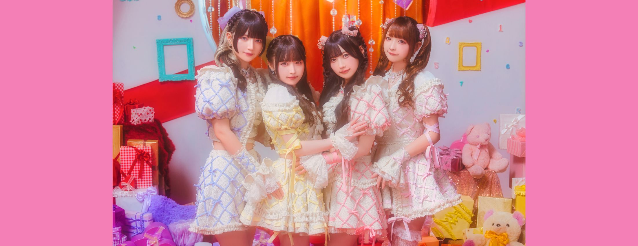 【5/16】きゅるりんってしてみて「きゅるりんってしてみて 5th Anniversary Photobook カワイイ・リアリズム」発売記念インターネットサイン会